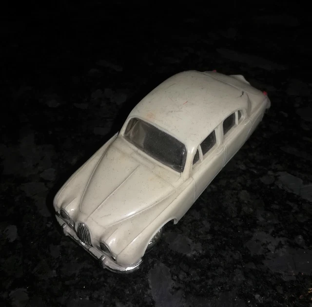 NOREV MODÈLE N° 17 Jaguar 2.4 Litre Mark 1 - Ancien EUR 50,00 - FR