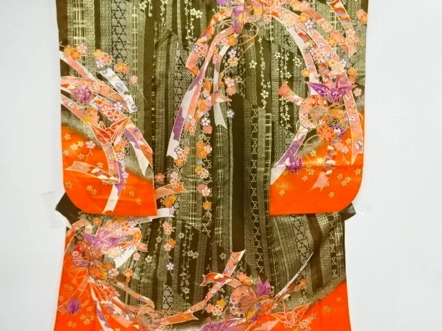 97396# JAPANESE KIMONO / ANTIQUE KIMONO FOR GIRLS / DRUM WITH ORIGAMI CRANE &amp