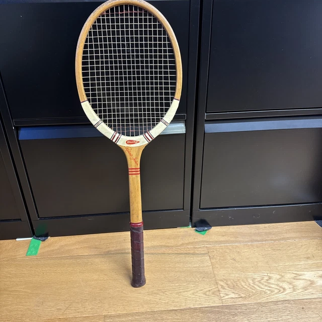 Raquette De Tennis Vintage Dunlop Maxply Junior De 1961 - Modèle Classique De Collection