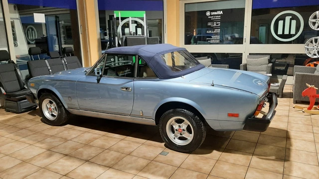 Fiat Spider 2000 Turbo Fiat Spider 2000 Turbo