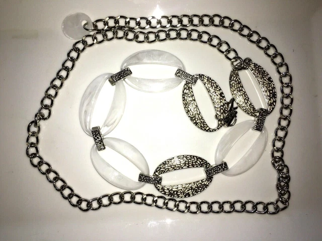 Chico's Marrakesh Silvertone Chain Belt Size S-M Adjust