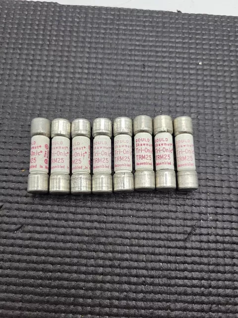 8pcs - GOULD SHAWMUT TRM25 25A 250V TIME DELAY FUSE