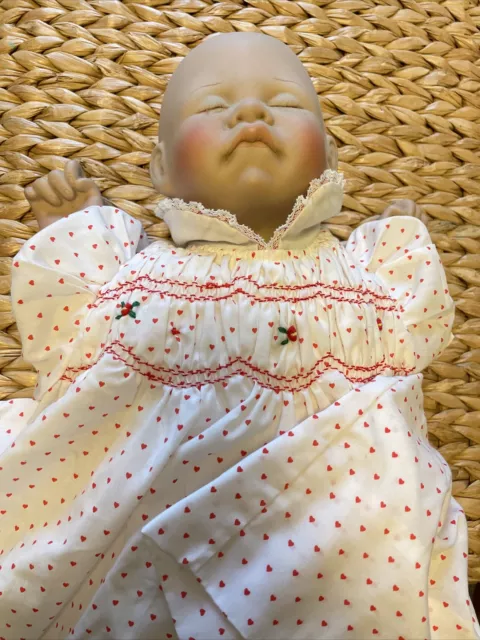 Vintage 1983 Lee Middleton First Moments Sleeping Baby Girl Doll 22”