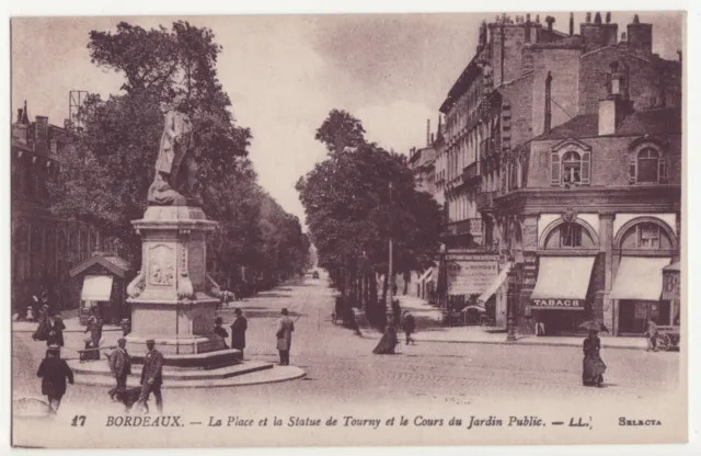 CPA 33 BORDEAUX La Place et la Statue de Tourny et le Cours du Jardin Public ani