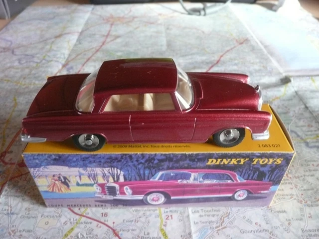 B659 Vintage 1963 Dinky 533 France Mercedes-Benz 300 SE Coupé Repeint 1:43