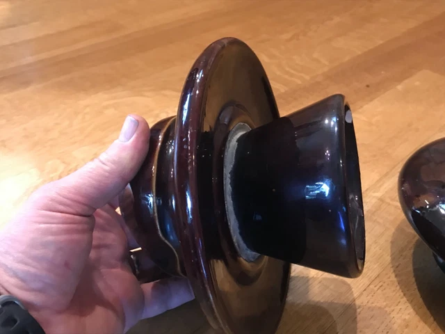 2 Vintage Antique VICTOR Brown Porcelain Insulators R=00 6