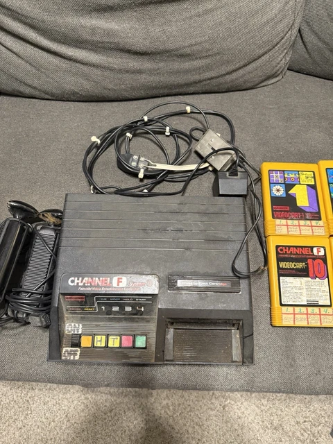 Console Fairchild Channel F - Boîte De Transport X5 - Blister Neuf - INTROUVABLE !