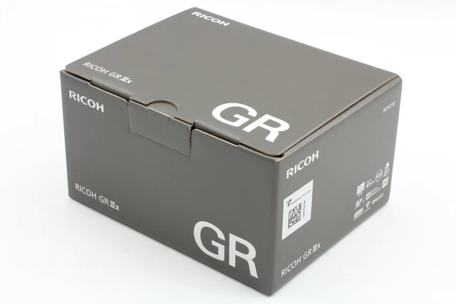 [Brand New - Unopend] Ricoh GR IIIx Black 24.2MP Digital Camera From JAPAN #510