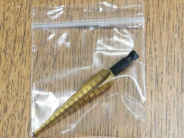 IRWIN UNIBIT #15101-  1/8" - 1/2" - 13 hole sizes.