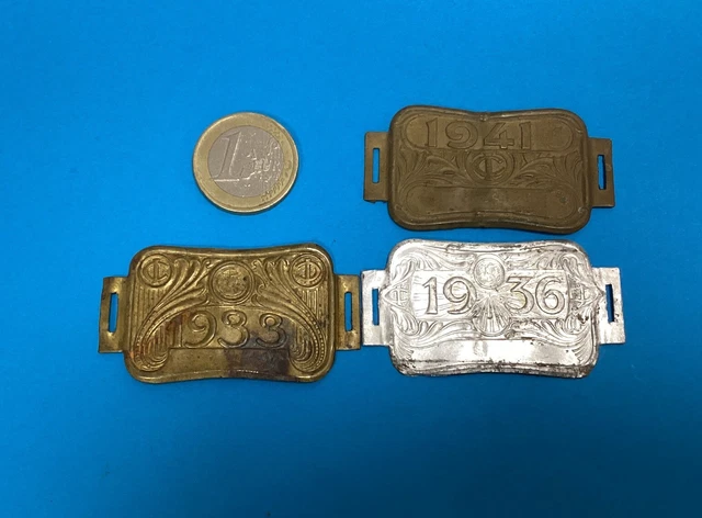 Lot De 3 Plaques De Vélo Anciennes - Émaillées Ou Métal - Vintage Cyclisme