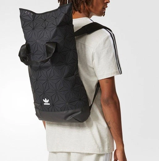 ADIDAS ORIGINALS 3D Roll-Top Backpack Black Issey Miyake Style Last One EUR 133,72 PicClick FR