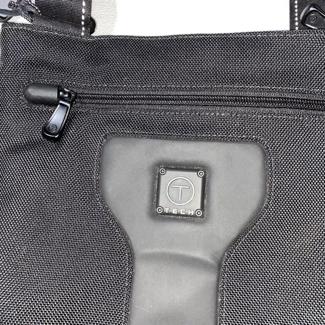 NWT  Tumi Tech 57034D Black Medium Body Bag X-Tech Crossbody Shoulder Bag 3