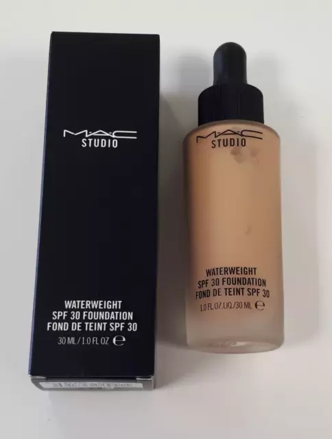 MAC Studio Waterweight Fond de teint NC35 SPF 30 liquide 30 ml /EBQY