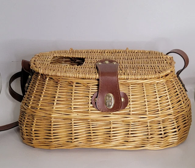 VINTAGE WICKER WILLOW CREEL Basket Fly Fishing W Strap Angler Tool