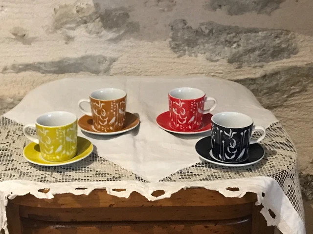 Set De 4 Tasses à Café Et Sous-tasses Bonheur - Motif Cœur, Beige Et Marron, Occasion Superbe état