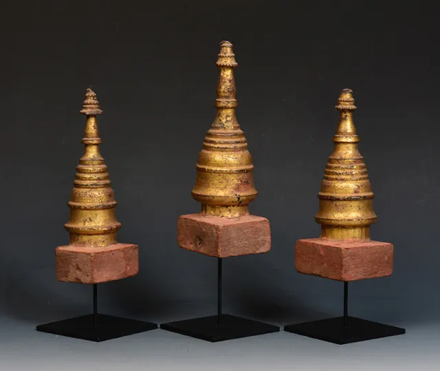19th Century, Mandalay, A Set of Antique Burmese Wood Carving Pagoda Stupa 10
