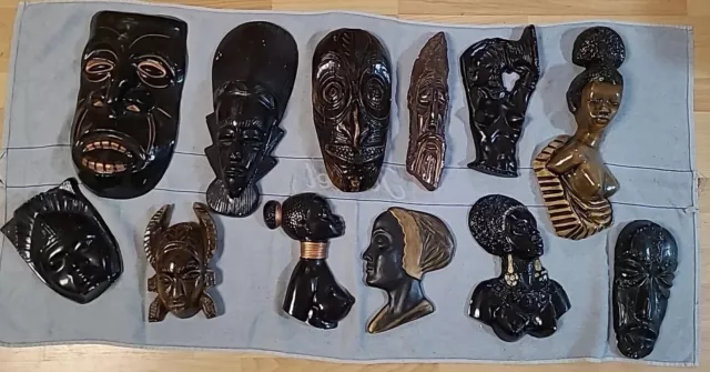 12 Alte Masken / Afrikanische Masken Aus Gipps / Keramik