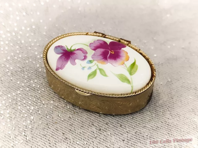 Floral/Pansies Vintage Trinket/Pill/Snuff Box-5cm