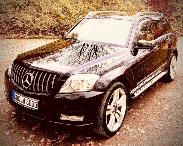 Mercedes-Benz AMG GLK 220 CDI DPF 4-Matic BlueEFFICIENCY 7-G-Tronic GEPFLEGT