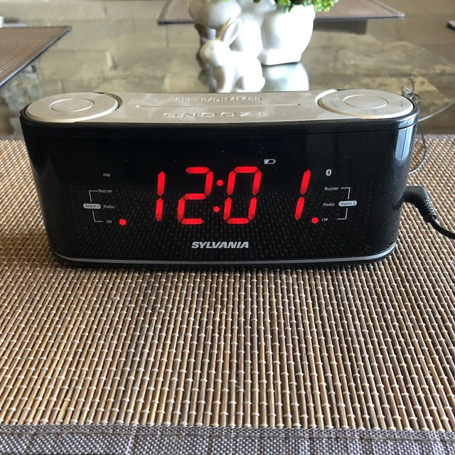 Sylvania horloge radio Bluetooth flux musique chargeur USB double alarme lumière DEL neuf 2