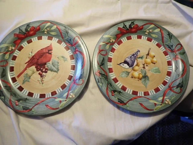 2 Lenox Winter Greetings Everyday Cardinal Nuthatch Dinner Plates Set