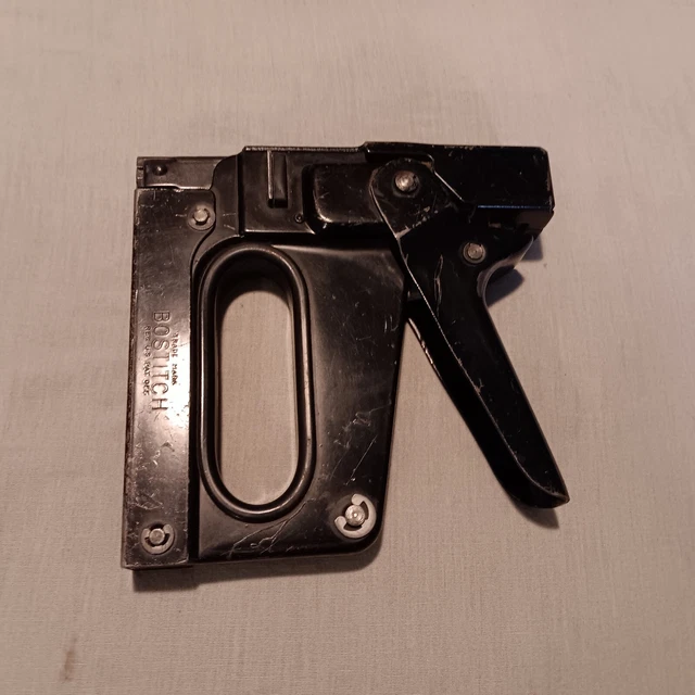 BOSTITCH MODEL T5 Heavy Duty Tacker Stapler Staple Gun Made in USA 15.