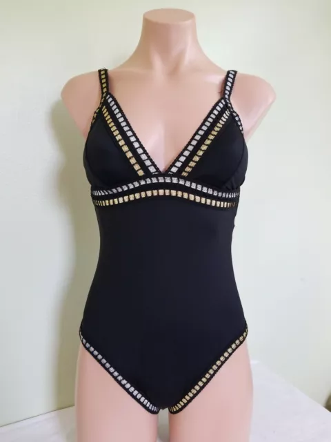 La Blanca Threading Along black One piece swimsuit size 6 AK36