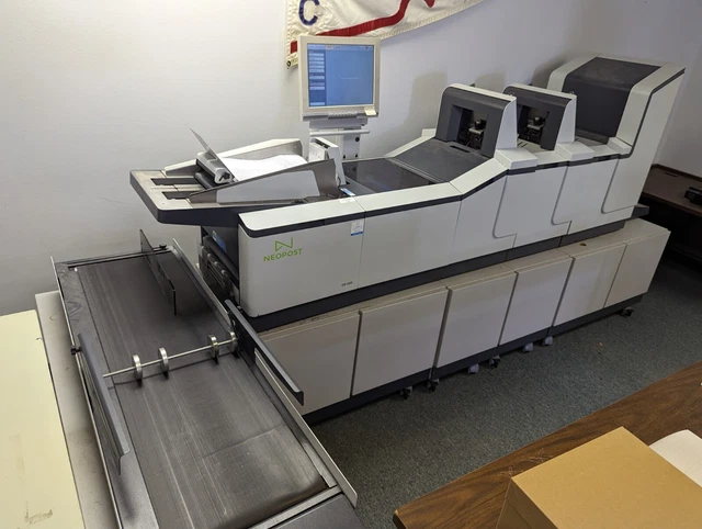 Neopost DS-200 Inserter
