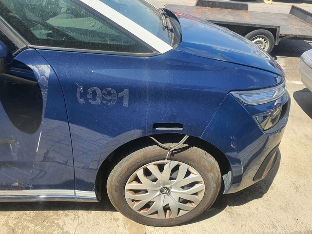 Parafango Anteriore Destro/110037 Per Citroen C4 Picasso 1.2 12V E-Thp