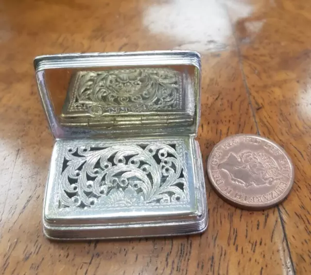 Antique Nathaniel Mills Silver Vinaigrette Box Early 1844. Snuff LJ125