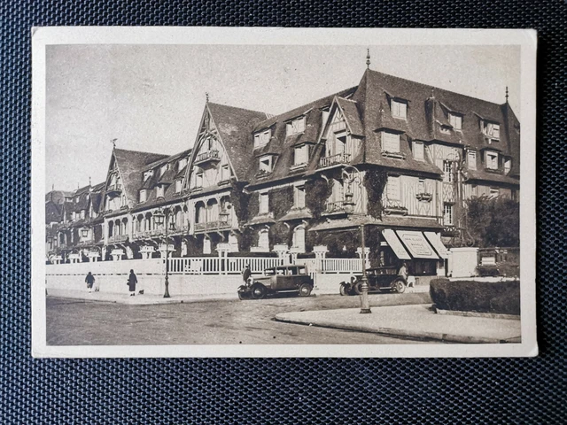 CPA 14 DEAUVILLE LA PLAGE FLEURIE L'HOTEL DE VILLE