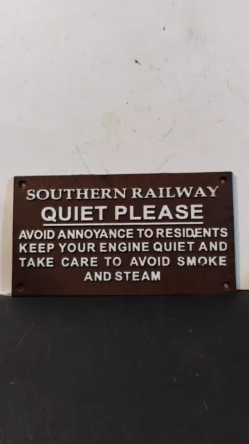 5.5" x 10" ~~ SOUTHERN RAILWAY QUIET PLEASE ~~ CAST IRON SIGN
