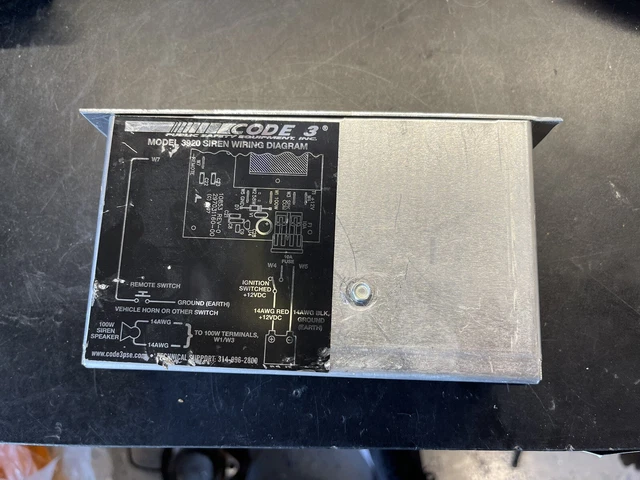 Code 3 3920 Amplifier