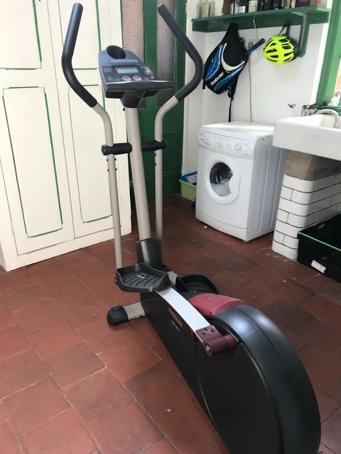 PROFORM 950 RXI elliptical cross trainer used with manual fairly