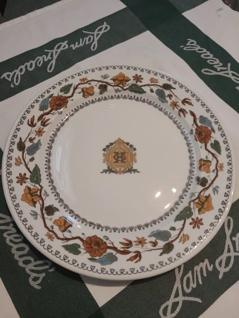 Vintage Greenbrier Resort Hotel Chesapeake Ohio C&O Railroad China Dinner Plate.