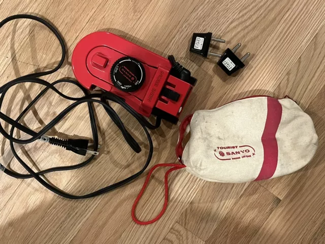 VINTAGE RETRO 1970's RED SANYO TOURIST MINI TRAVEL IRON WITH BAG Tested 🔥🔥