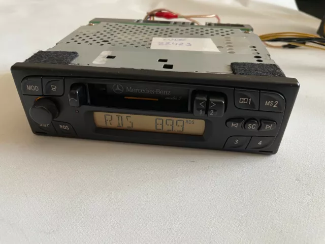 Mercedes w168 factory radio cassette a1688200186 a1688200186 - OE