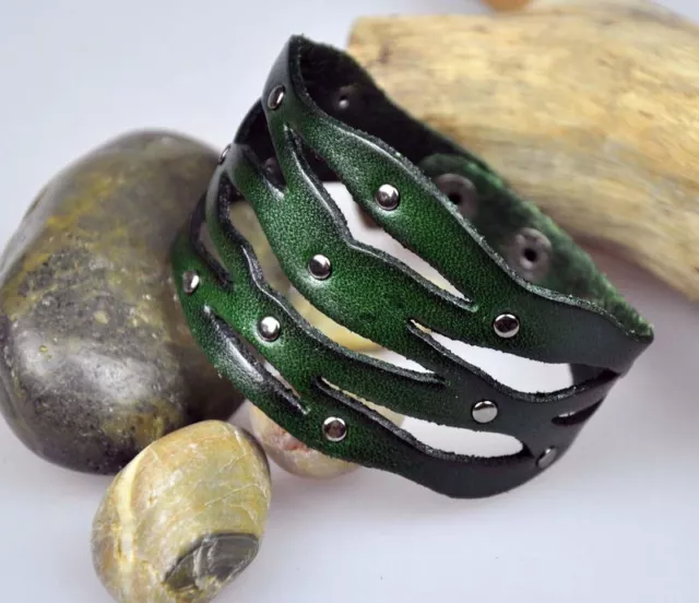 S384 COOL Women's Beauty Hollowed Floral Leather Bracelet Wristband Cuff GREEN