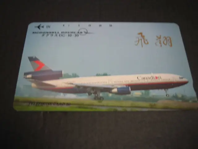 1 phone card unused Canadian Airlines Douglas DC 10 30