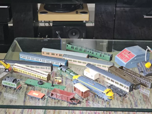 Model Trains  Trains , Carriages ,Transformers Bundle Triang , Hornby,