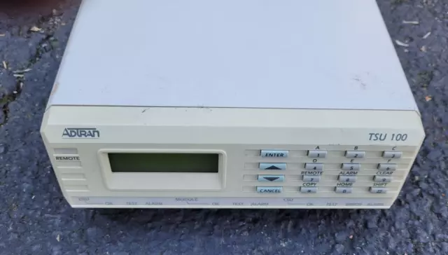 Adtran TSU 100 T1/FT1 DSU/CSU Channel / Data Service Unit 1200.052L1 Tested