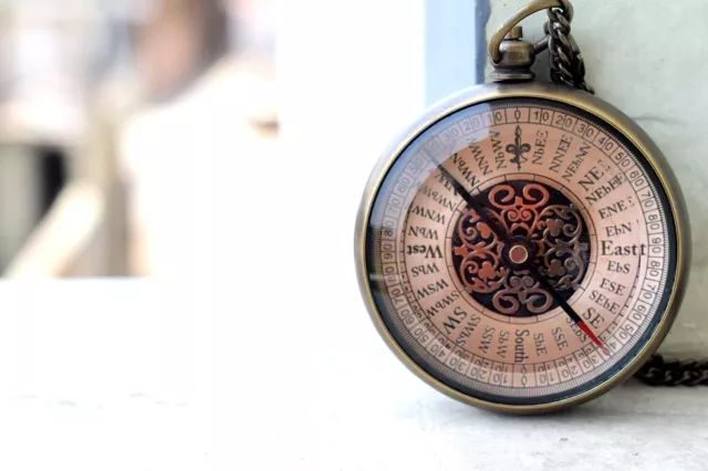 Brass Compass Vintage Navigational Locate Necklace Antique Gift for Survival