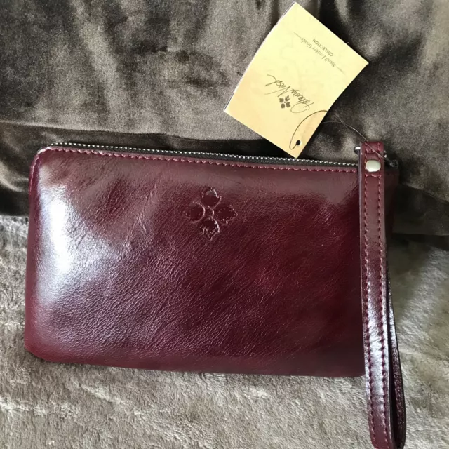 Patricia Nash P24906 OXBLOOD Distressed Vtg Capri Leather Zip Wristlet Wallet