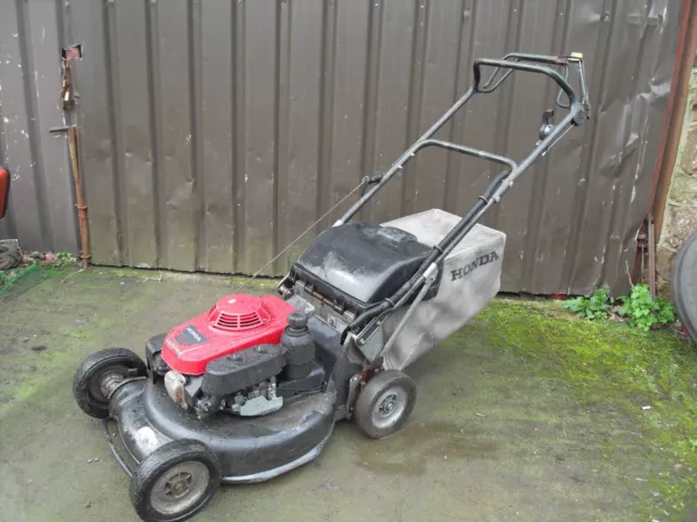 Honda HRH536 HXE   Self-propelled, Petrol Lawnmower 21" Cut