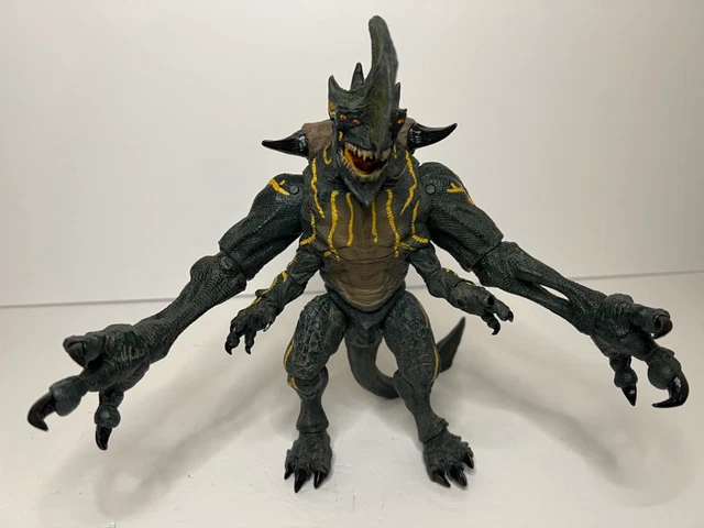 Action Figure Pacific Rim - Kaiju Trespasser Modellino Collezionabile 15-20 Cm - Foto 3