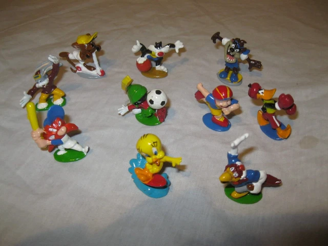 Lot De 9 Figurines Cartoons – Titi, Bugs Bunny, Schtroumpfs, Garfield – PVC – Occasion