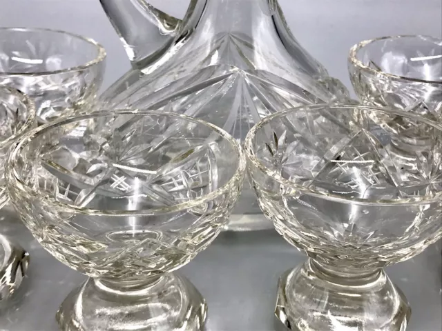 Vintage Alt Karaffe Likör Set 6 Gläser Kristallglas SCHÖN auf Glas- Tablett 2