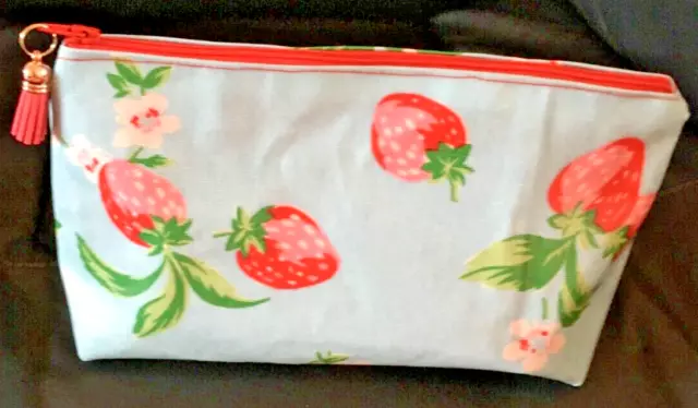 Handgefertigte Cath Kidston Erdbeeröl Tuch Stoff gefütterte Schminktasche 2