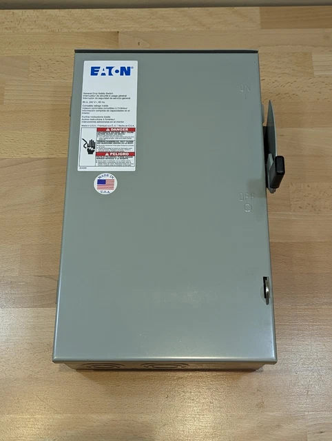 Eaton DG222NRB 3 Wire 2 Pole Fusible General-Duty Safety Switch 240VAC, 60A.