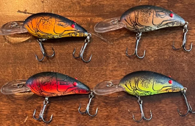 LOT OF 4 Bomber 4A Crankbaits Real Craw Series Nest Robber